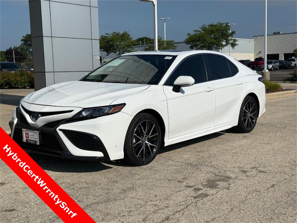 2024 Toyota Camry Hybrid SE photo 7