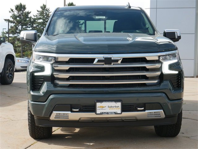 2026 Chevrolet Silverado 1500 High Country photo 2