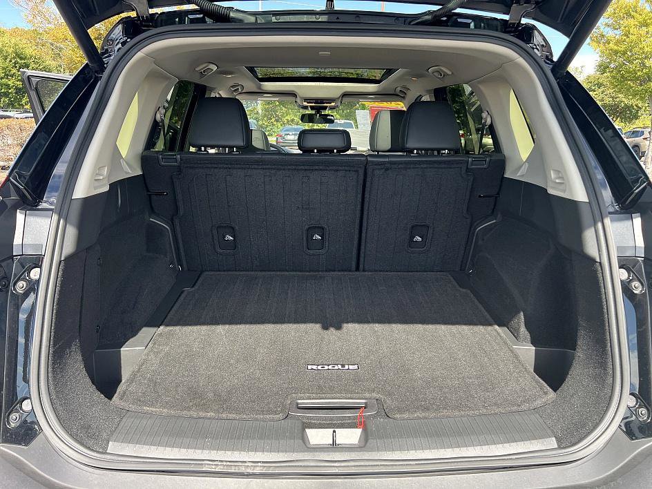 2023 Nissan Rogue SV photo 26