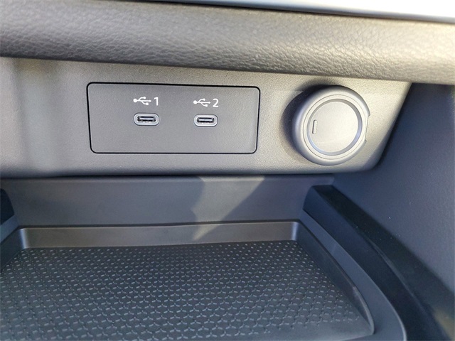 2025 Nissan Rogue SV photo 10