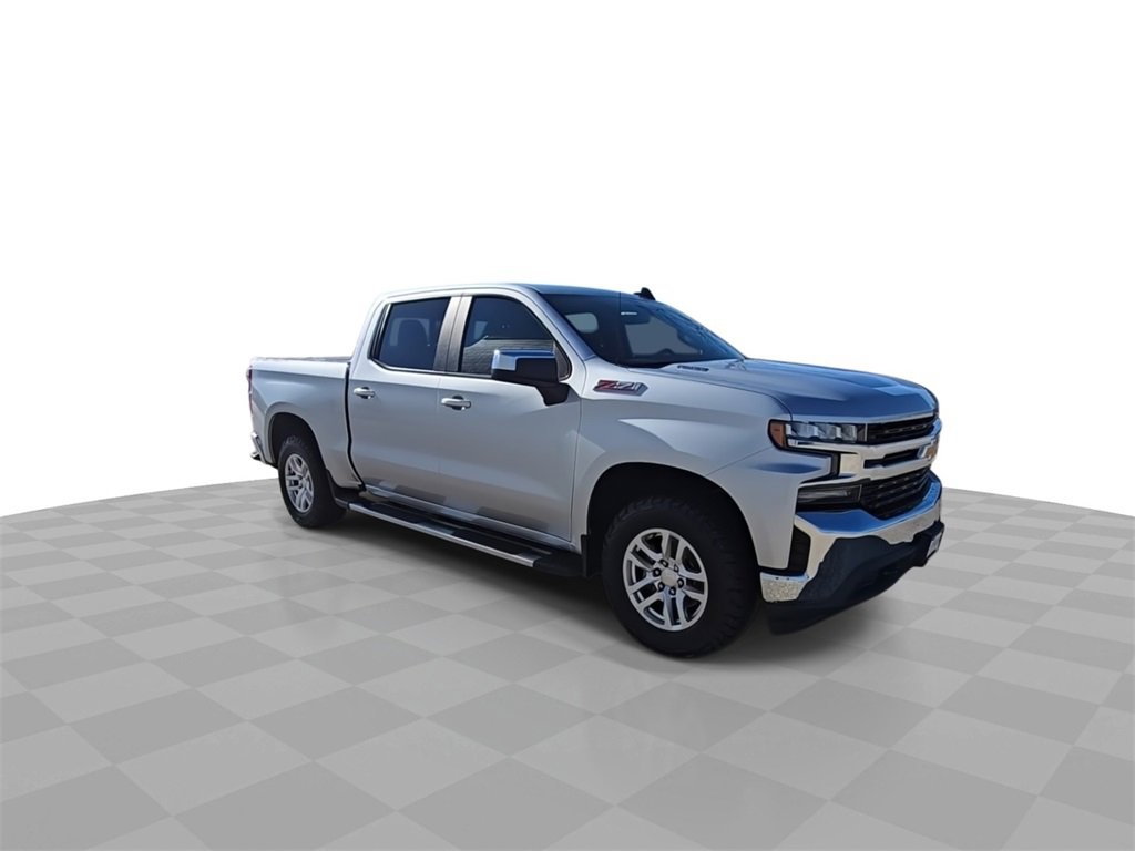 2020 Chevrolet Silverado 1500 LT photo 2