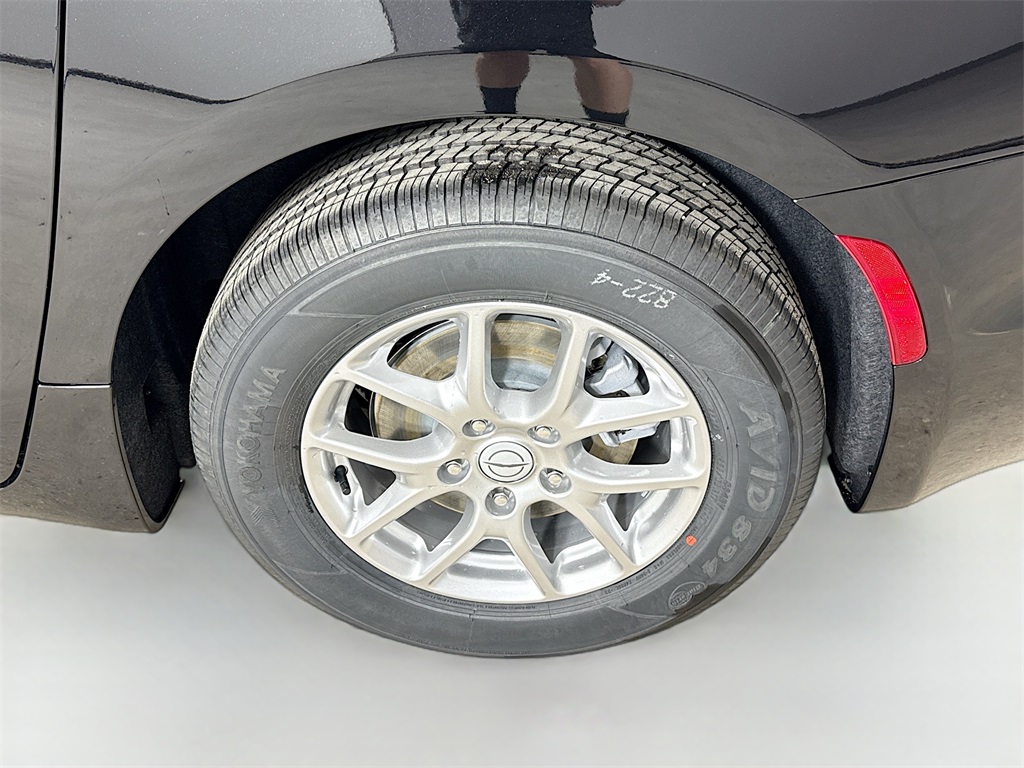 2025 Chrysler Pacifica photo 32