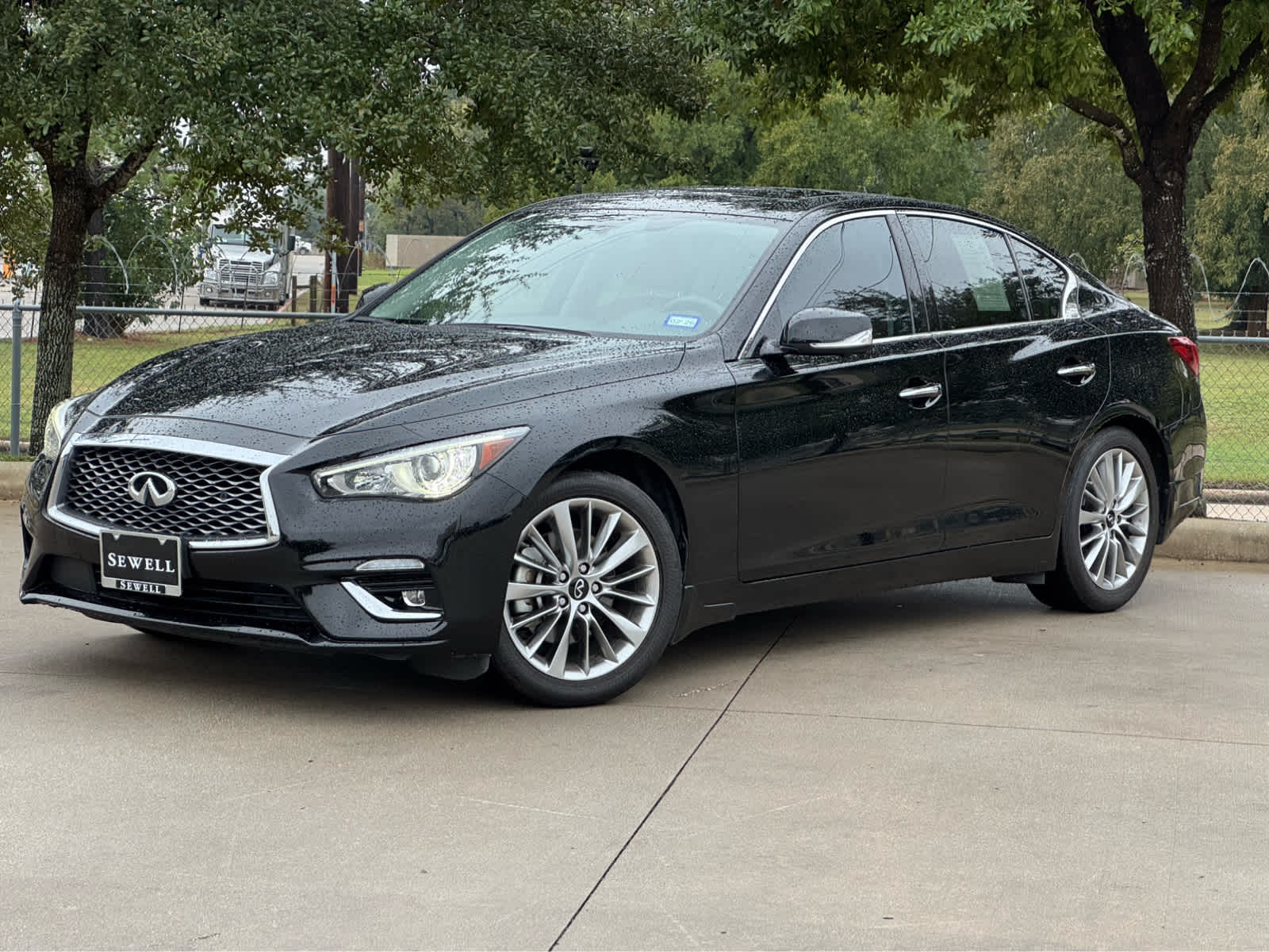 2023 INFINITI Q50 LUXE's photo