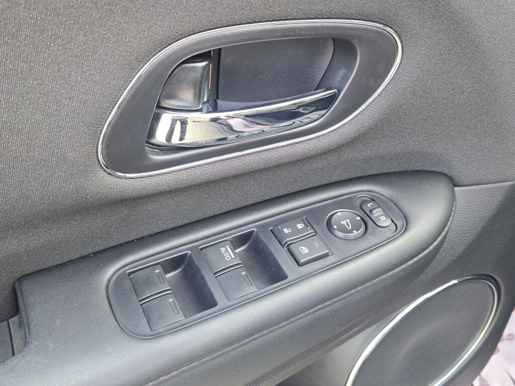 2022 Honda HR-V EX photo 17