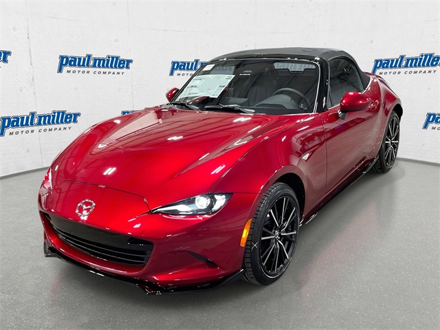 2025 Mazda MX-5 Miata Grand Touring's photo