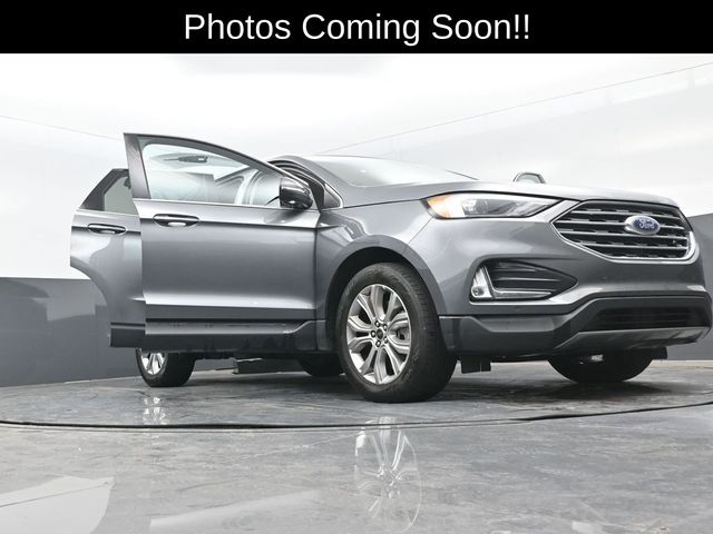 2024 Ford Edge Titanium photo 22