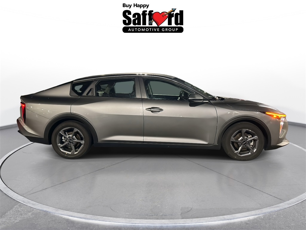 2025 Kia K4 LXS photo 5