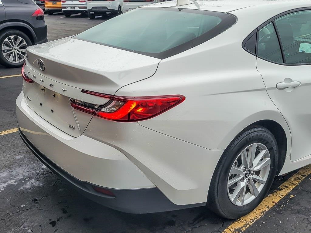 2025 TOYOTA CAMRY - Image 5