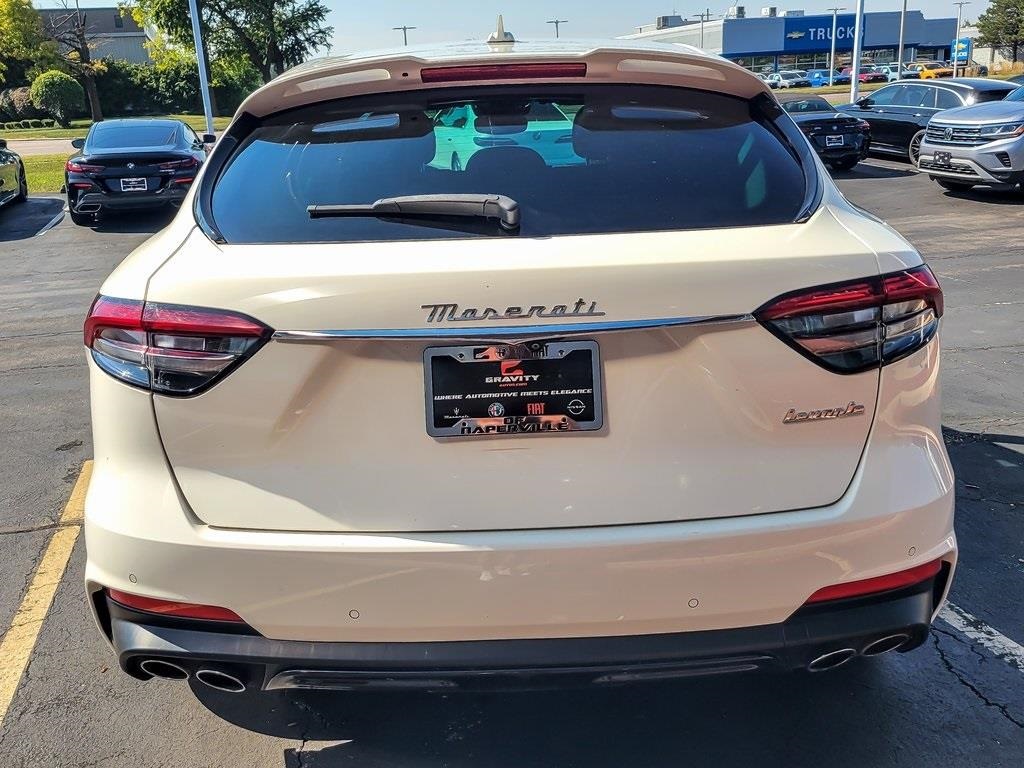 2023 Maserati Levante Modena S photo 4