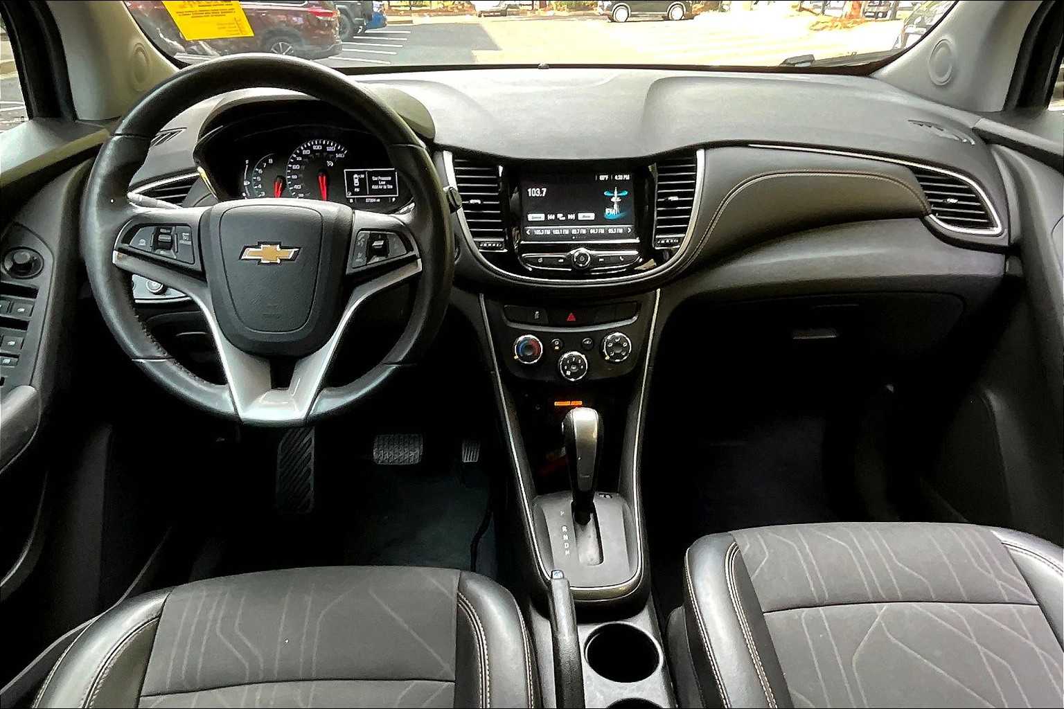 2017 Chevrolet Trax LT photo 13