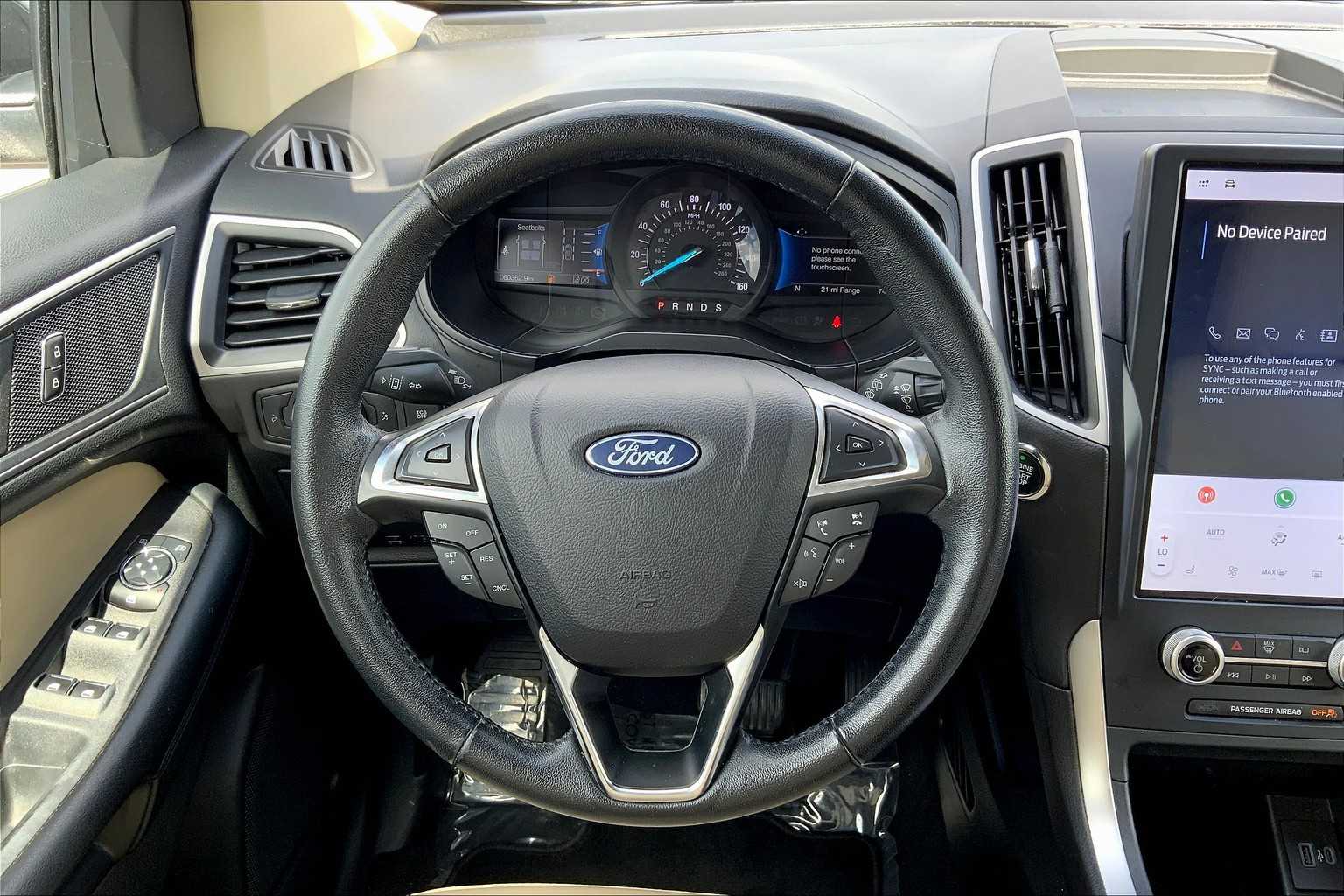 2023 Ford Edge SEL photo 5