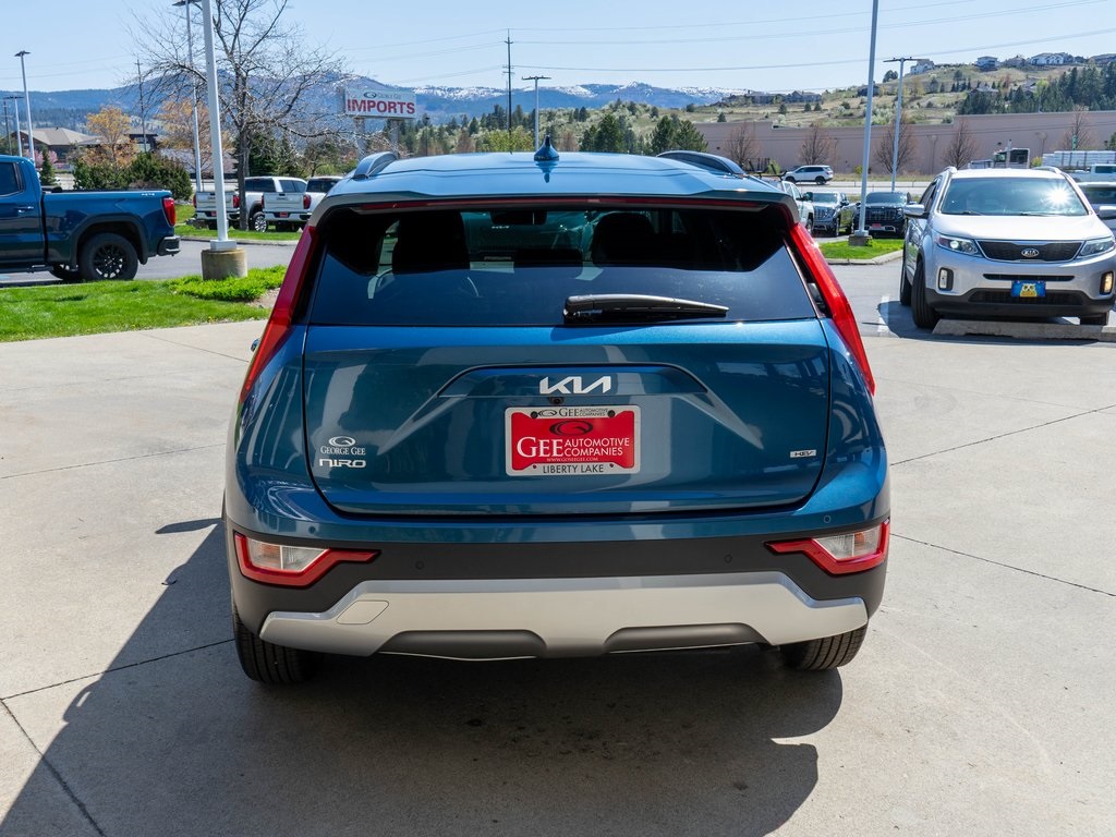 2025 Kia Niro EX photo 5