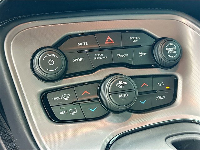 2023 Dodge Challenger R/T photo 16