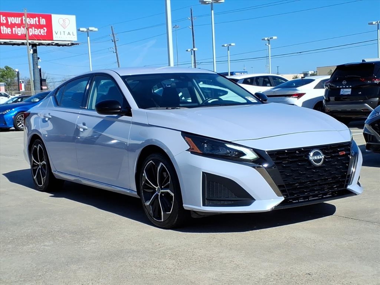 2024 Nissan Altima 2.5 SR Gray at Robbins Nissan