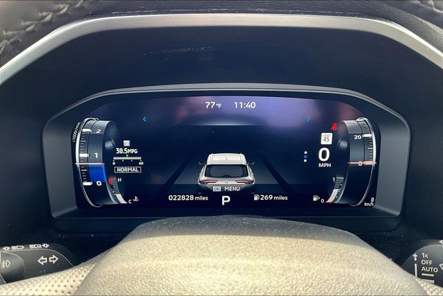 2024 Mitsubishi Outlander SEL photo 16