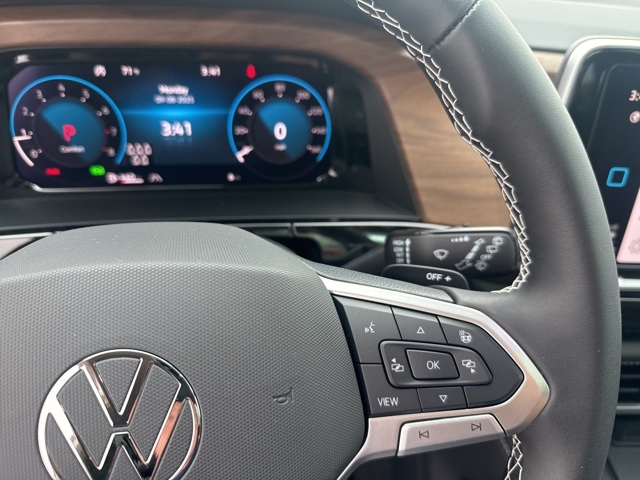 2026 Volkswagen Atlas SE Technology photo 33