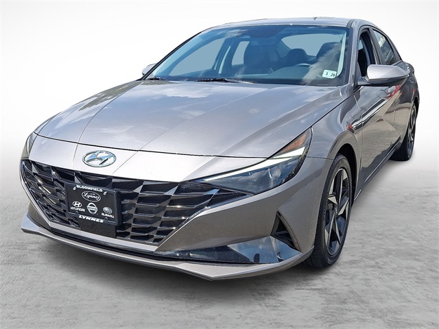 2023 Hyundai Elantra Limited photo 4