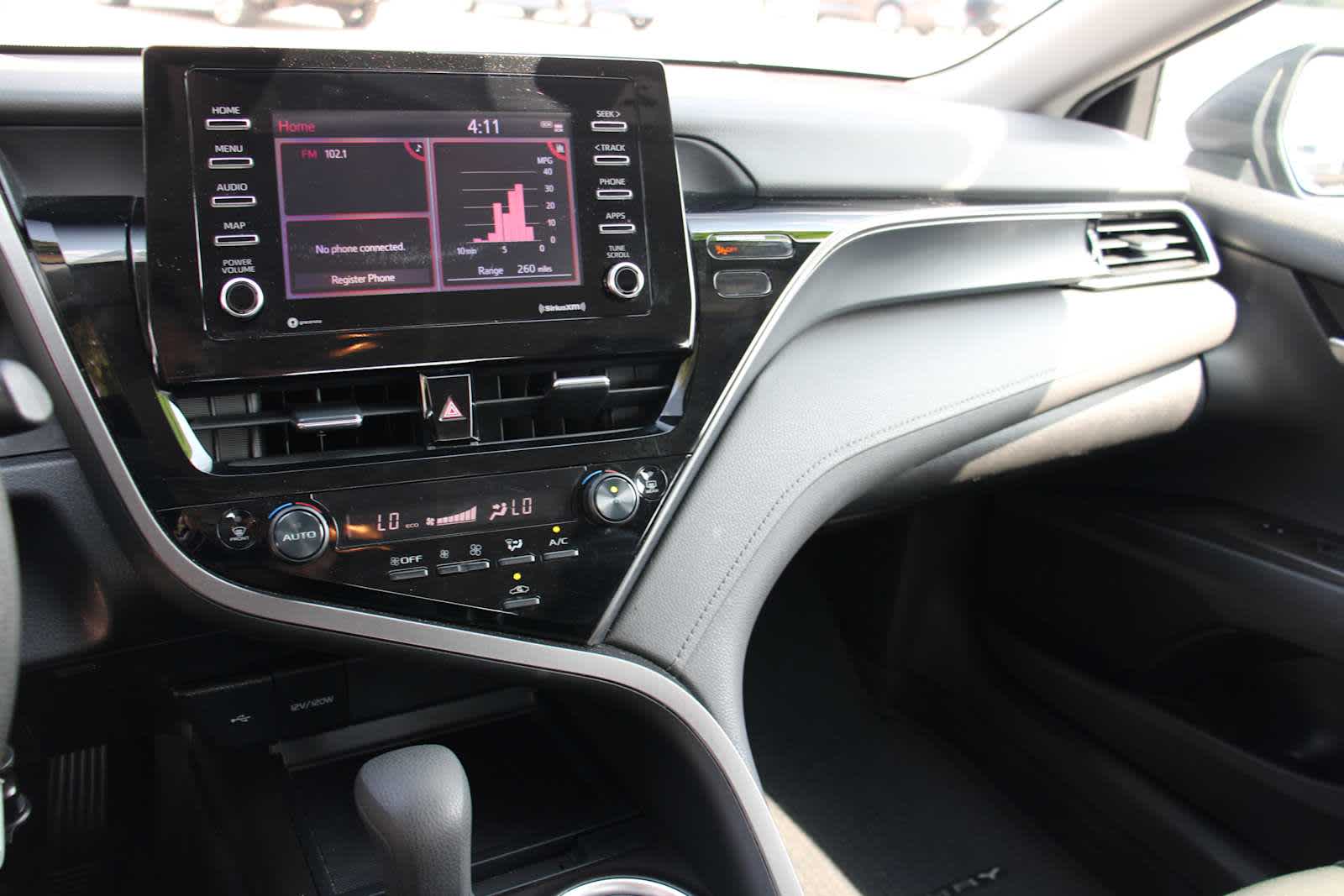 2023 Toyota Camry LE photo 18