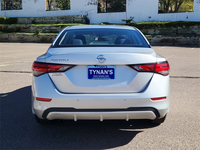 2021 Nissan Sentra S photo 2