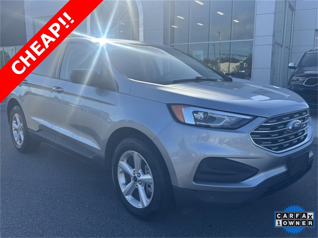 2021 Ford Edge SE's photo