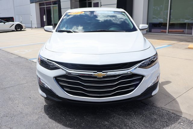 2024 Chevrolet Malibu LS photo 2