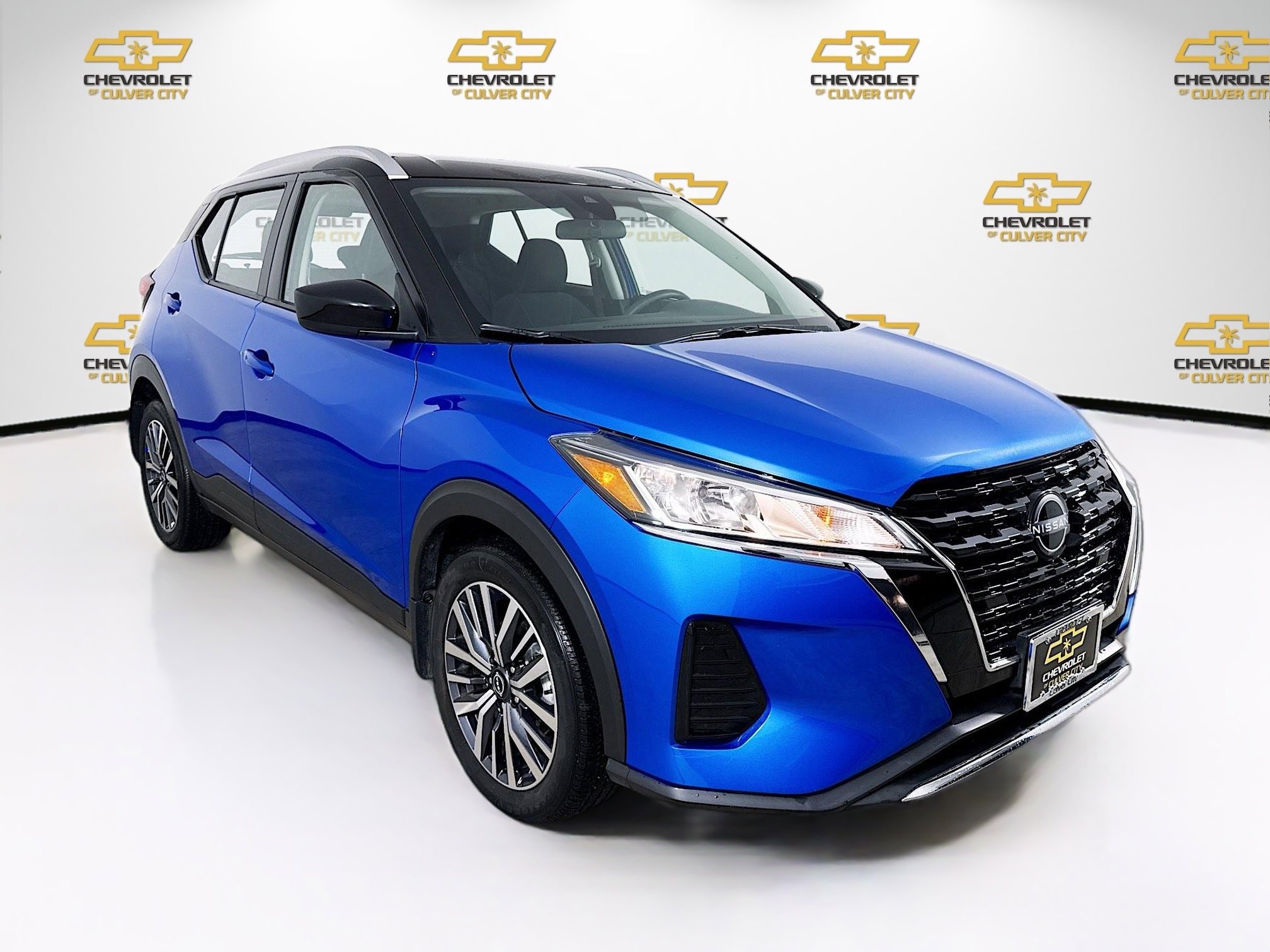 2024 Nissan Kicks SV's photo