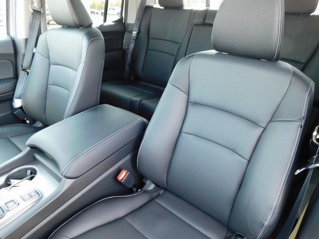 2025 Honda Ridgeline RTL photo 18