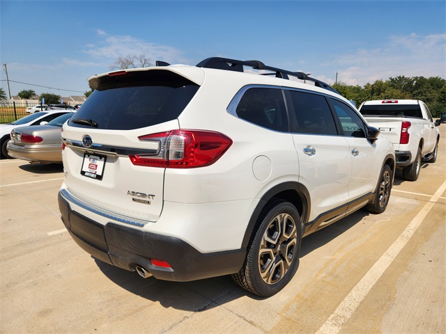 2024 Subaru Ascent Touring photo 3