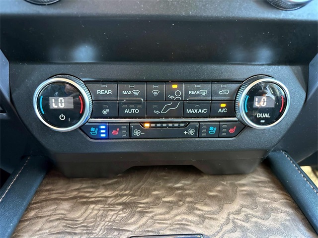 2020 Ford Expedition Platinum photo 27
