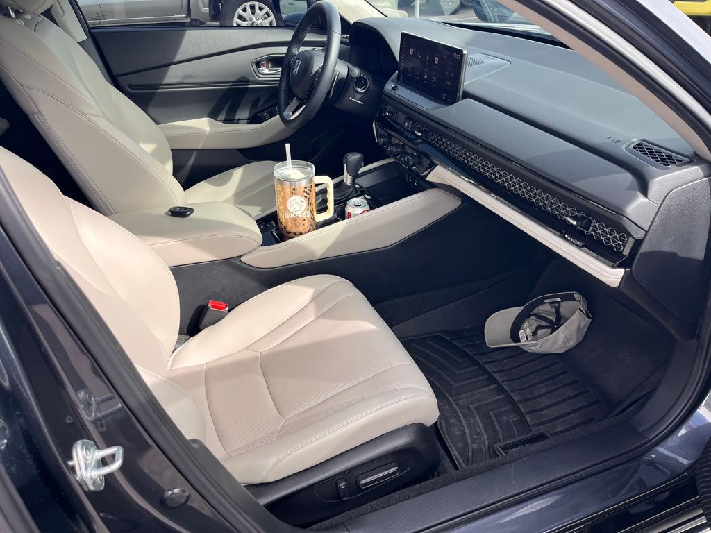 2024 Honda Accord Hybrid Touring photo 18