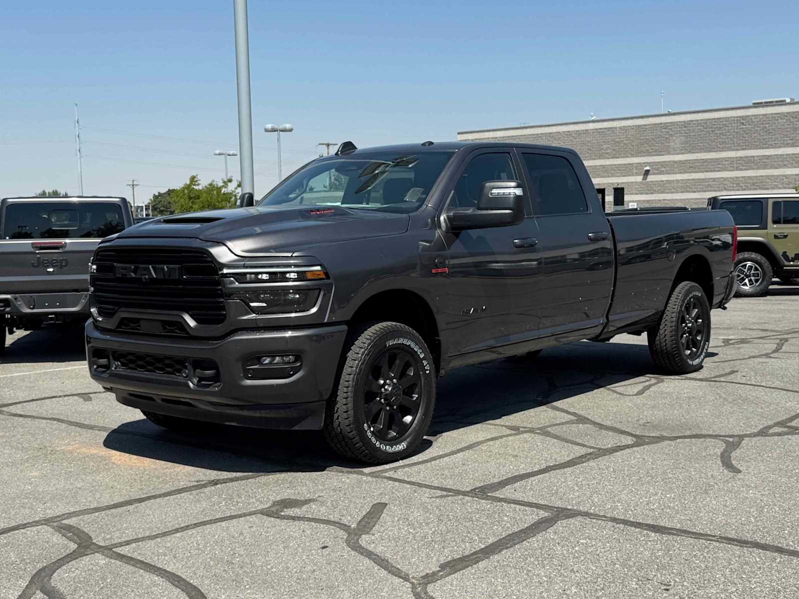 2025 RAM Ram 3500 Pickup Laramie's photo