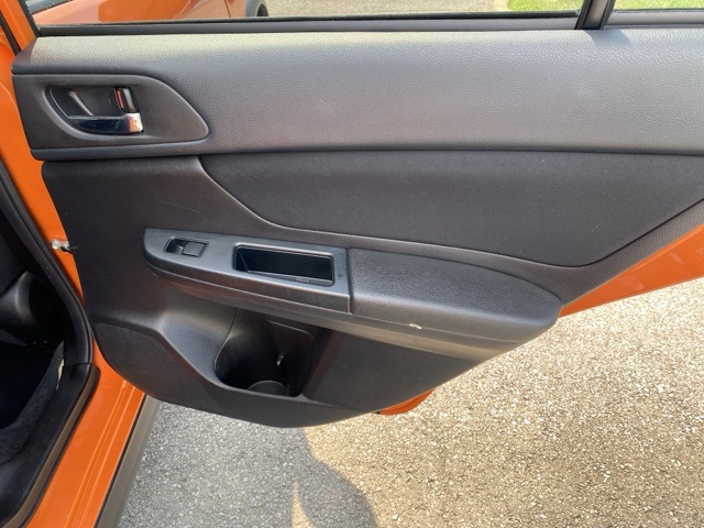 2014 Subaru Crosstrek 2.0i Premium photo 25