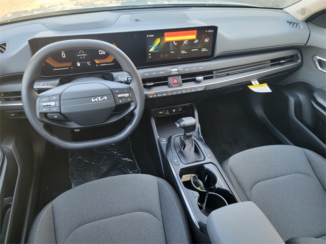 2025 Kia K4 LXS photo 28