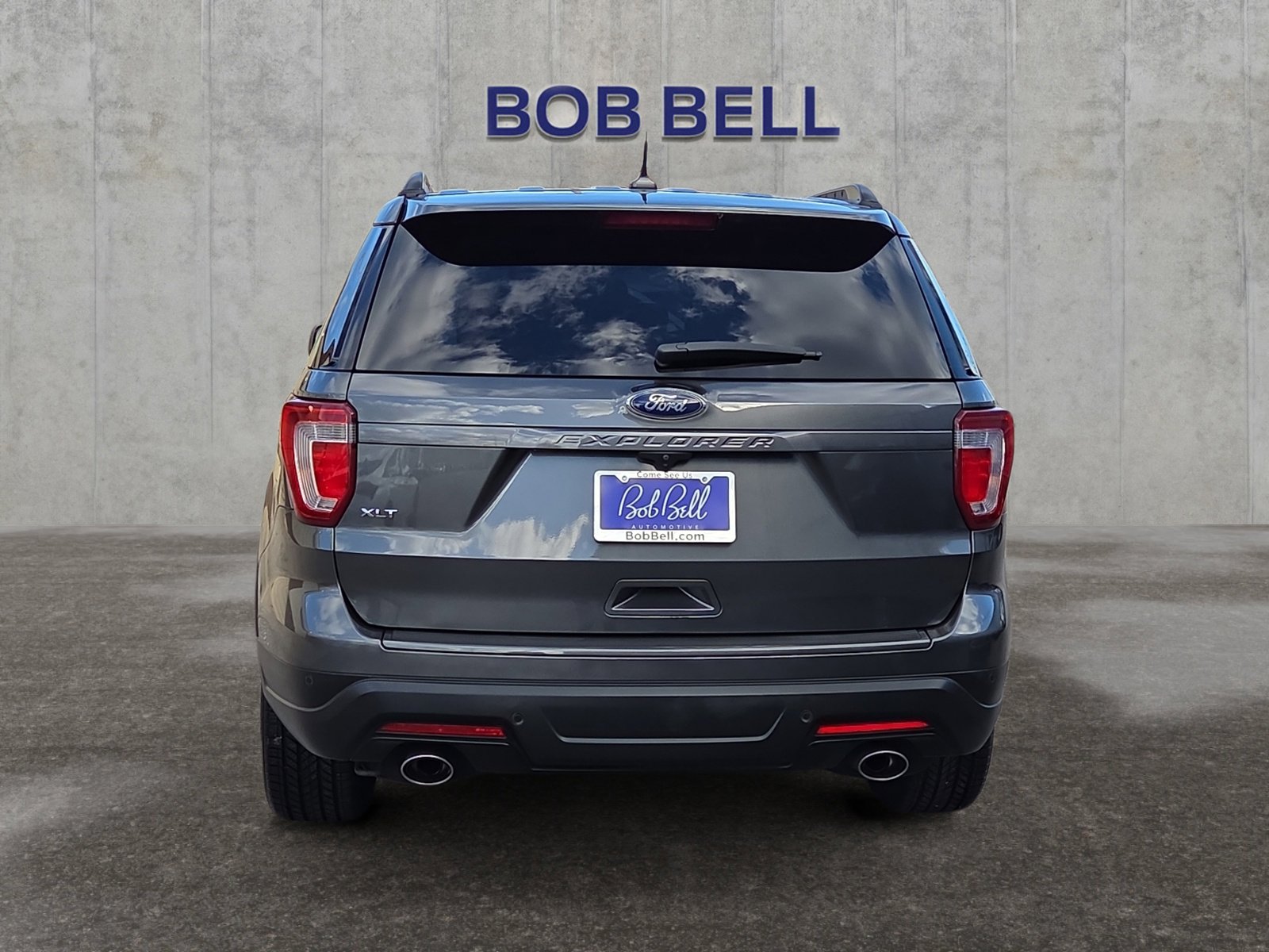 2019 Ford Explorer XLT photo 3