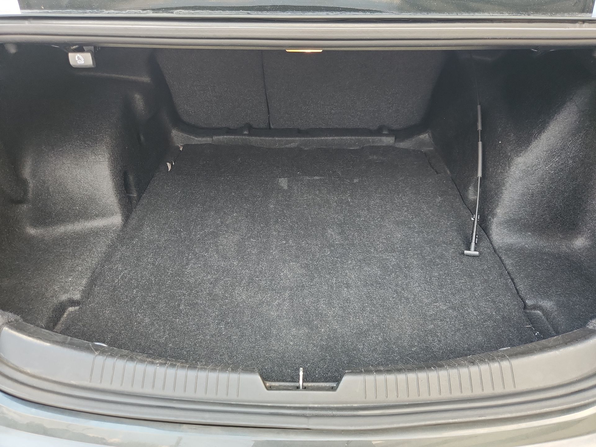 2016 Chevrolet Malibu 2LT photo 26
