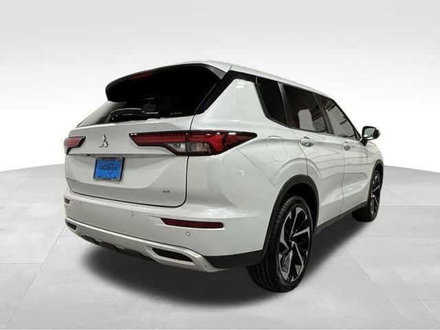 2022 Mitsubishi Outlander Black Edition LE SEL GT photo 4