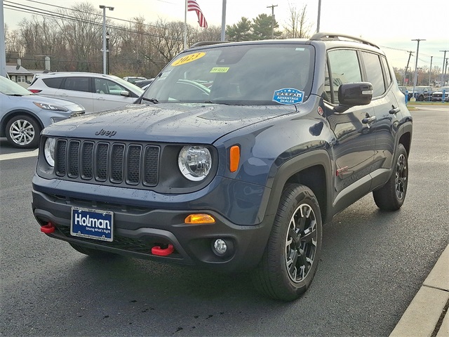 2023 Jeep Renegade Trailhawk photo 3