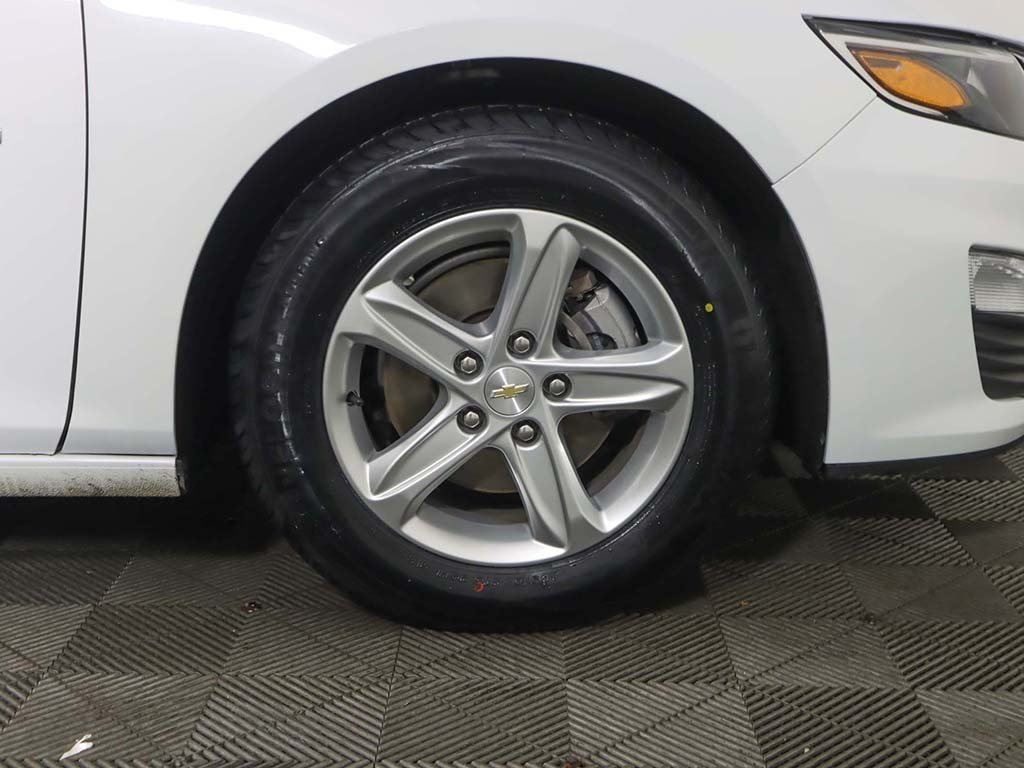2024 Chevrolet Malibu 1LT photo 19
