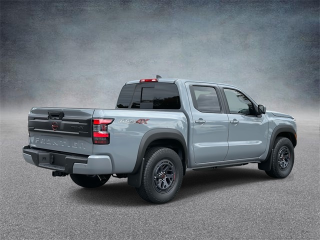 2025 Nissan Frontier PRO-4X photo 2
