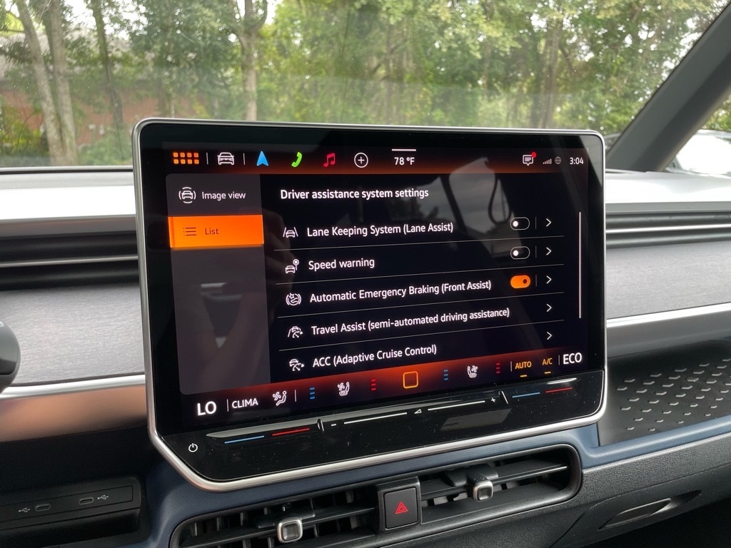 2025 Volkswagen ID. Buzz Pro Plus photo 13