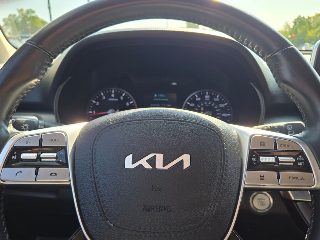 2022 Kia Telluride LX photo 27
