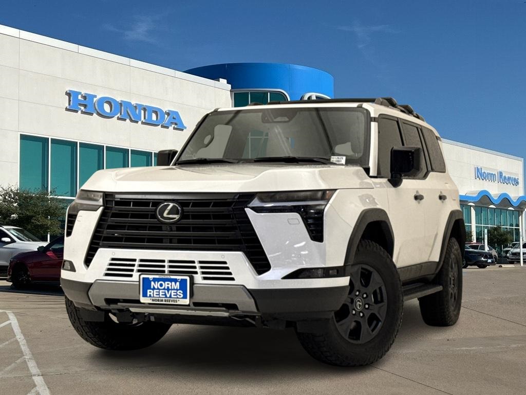 2024 Lexus GX Overtrail's photo