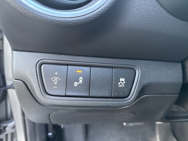 2023 Kia Forte GT-Line photo 13