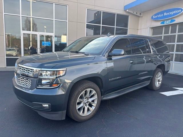 2020 Chevrolet Suburban LT photo 2