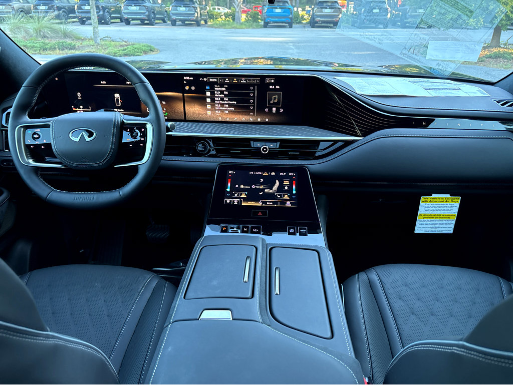 2026 Infiniti QX80 photo 4