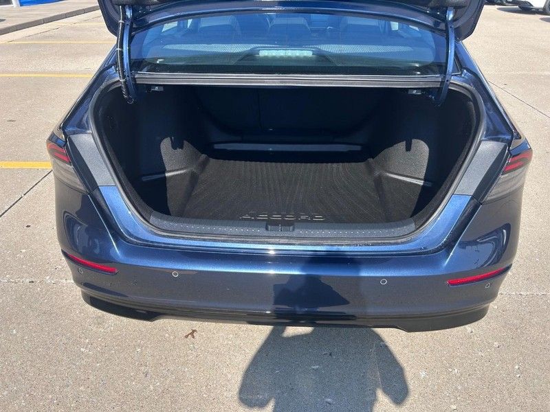 2024 Honda Accord Hybrid EX-L photo 3