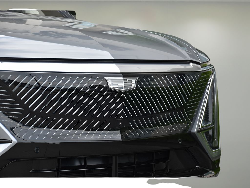 2025 Cadillac Lyriq Luxury photo 11