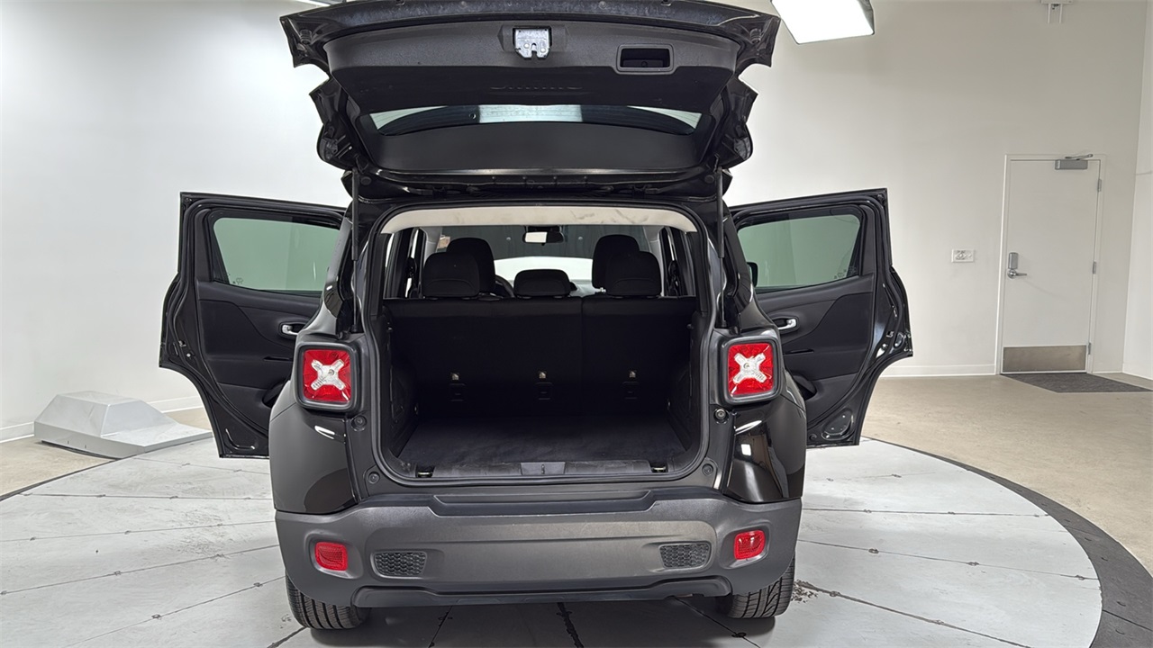 2021 Jeep Renegade Jeepster Sport Upland photo 15