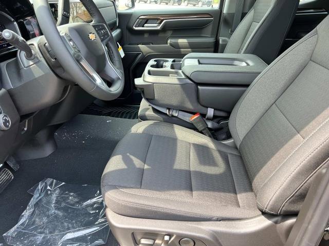 2025 Chevrolet Silverado 1500 LT photo 12