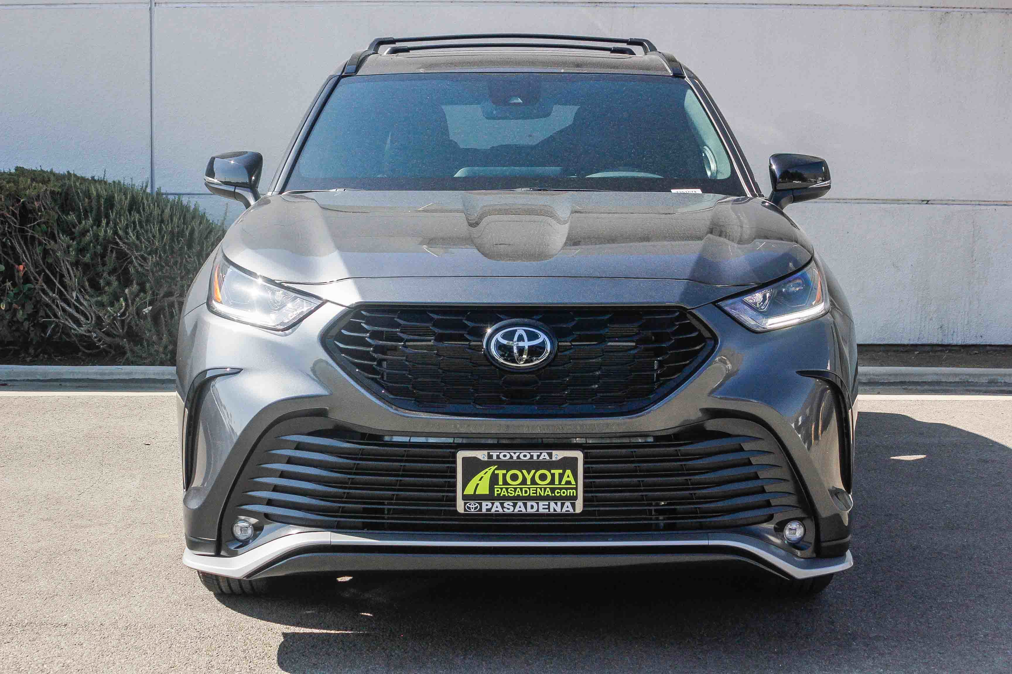 2025 Toyota Highlander XLE XSE Platinum Limited photo 2